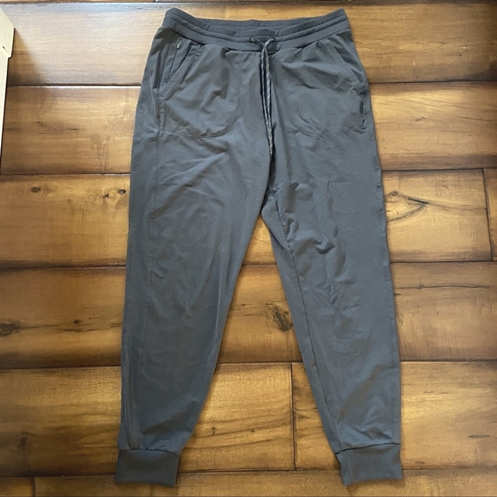 Zella Live In Gray Pocket Joggers, Medium - Picture 2 of 7